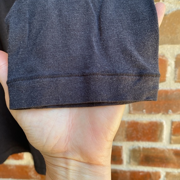 Skims Long Sleeve Comfy Tshirt black size small - Picture 2 of 8